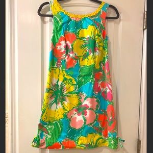 Beautiful Lilly Pulitzer dress with bow